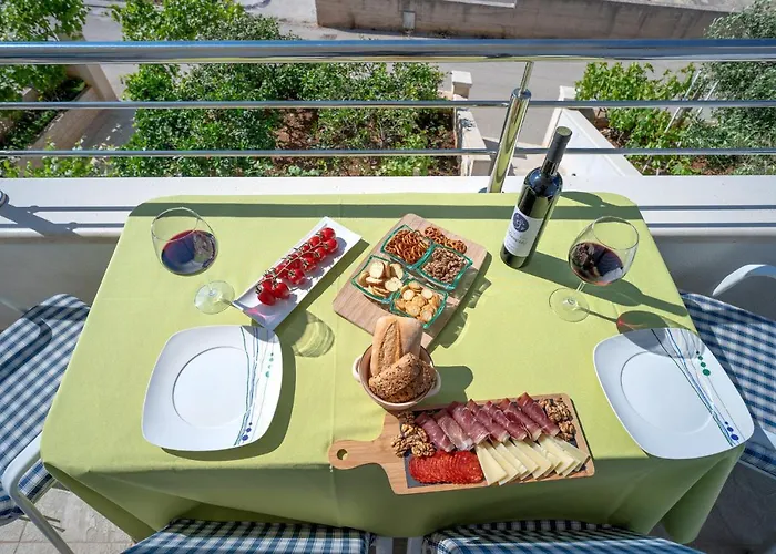 Fio - Hvar * חוואר