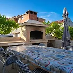 Fio - Hvar *