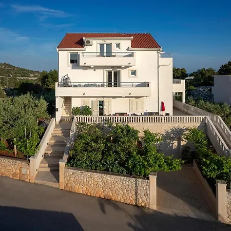 Fio - Hvar Apartment *