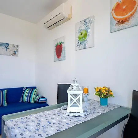 Fio - Hvar Apartment *
