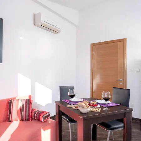 Fio - Hvar Apartment