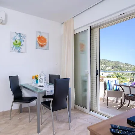 Fio - Hvar Apartment