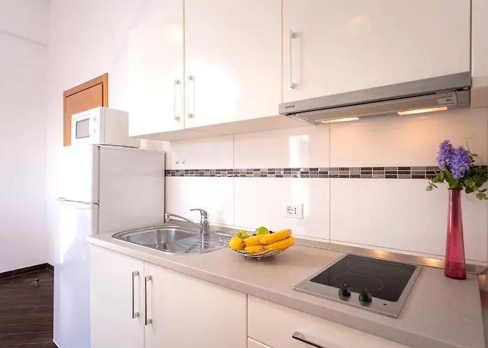 Fio - Hvar Apartament *