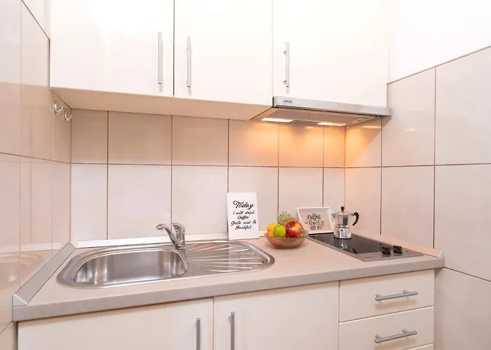 Fio - Hvar Apartament