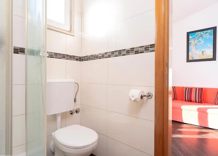 Fio - Hvar Hvar Town