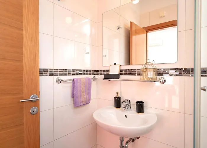 Fio - Hvar Apartament