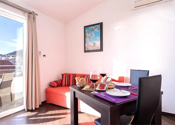 Fio - Hvar * Hvar Town