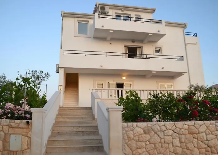 Fio - Hvar * Hvar Town